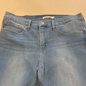 Levi's Women's 314 Shaping Straight Leg Jeans - Blue